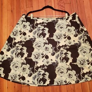 Talbots floral skirt size 20W in blue/white